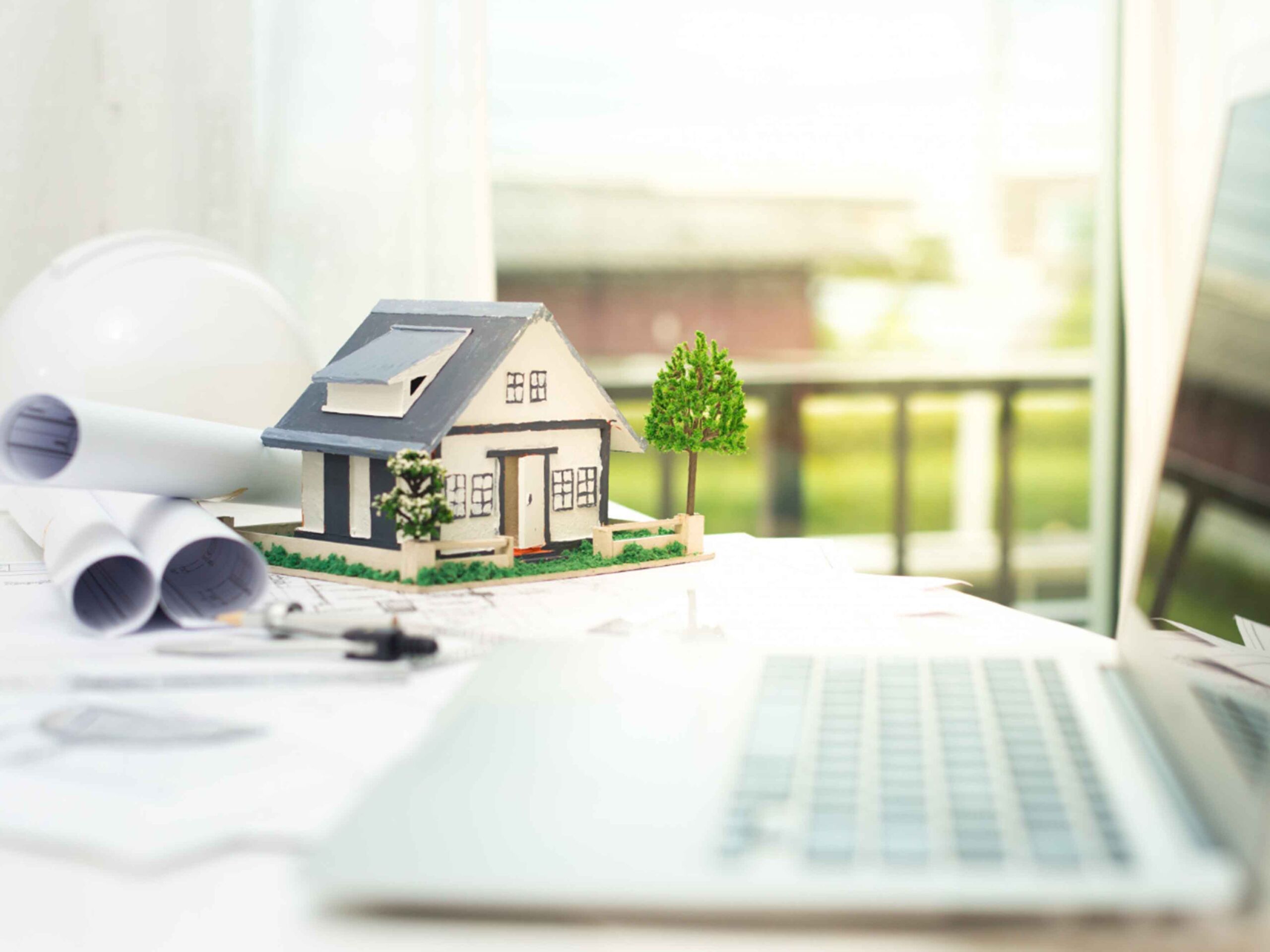 What are Pros and Cons of Using Real Estate CRM?